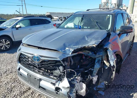 2021 Toyota Highlander Hybrid Platinum from USA, damaged, VIN 5TDEBRCH6MS066688